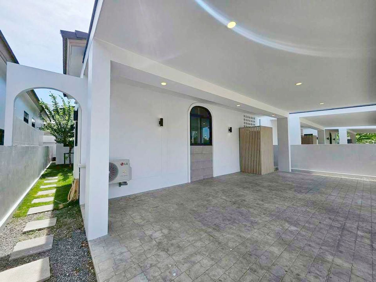 For RentHouseChiang Mai : House for rent, 27,000 baht per month, near 89 Plaza, only 10 minutes. No.15H703