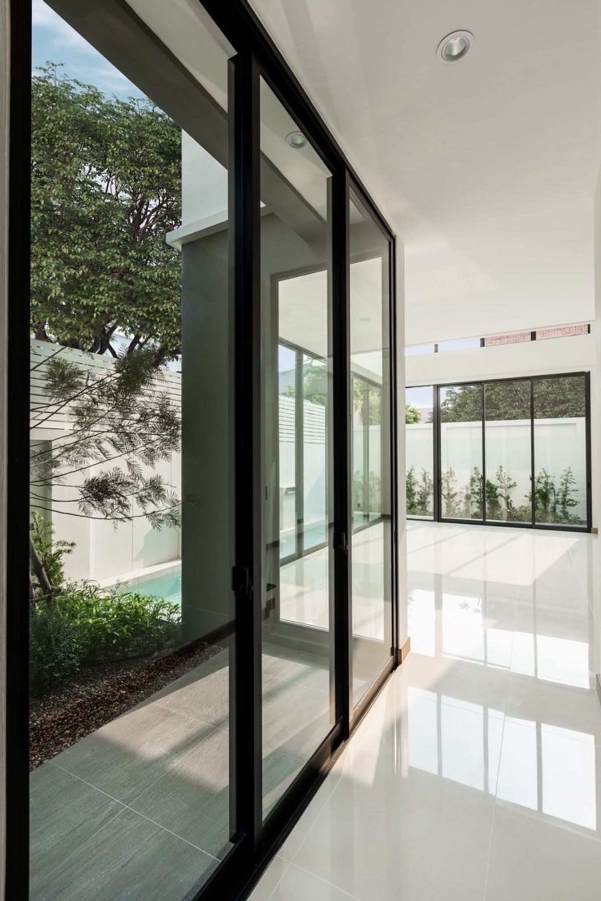 For SaleHouseChaengwatana, Muangthong : 📢 Brand New luxury townhome! Special Unit with Private Pool , perfect layout ,near Expressway 