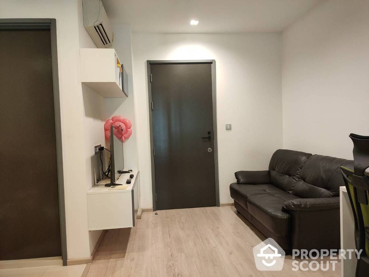 For SaleCondoRatchathewi,Phayathai : 1-BR Condo at Rhythm Rangnam near BTS Victory Monument