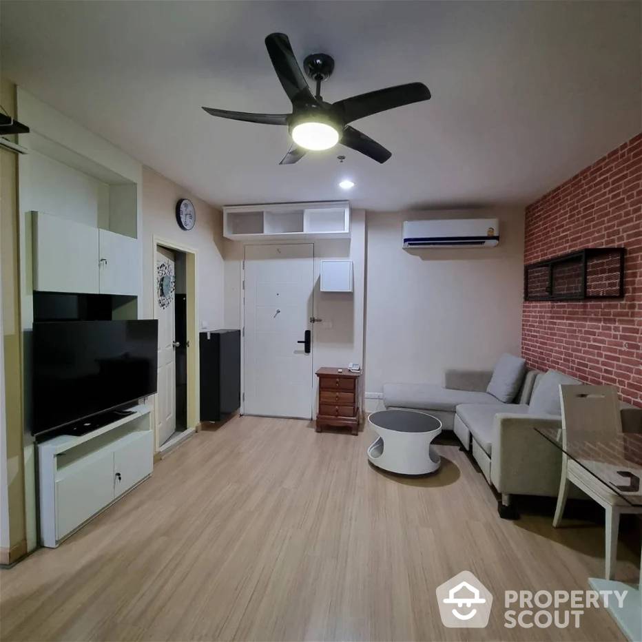 For SaleCondoLadprao, Central Ladprao : 1-BR Condo at Life @ Ladprao 18 near MRT Lat Phrao