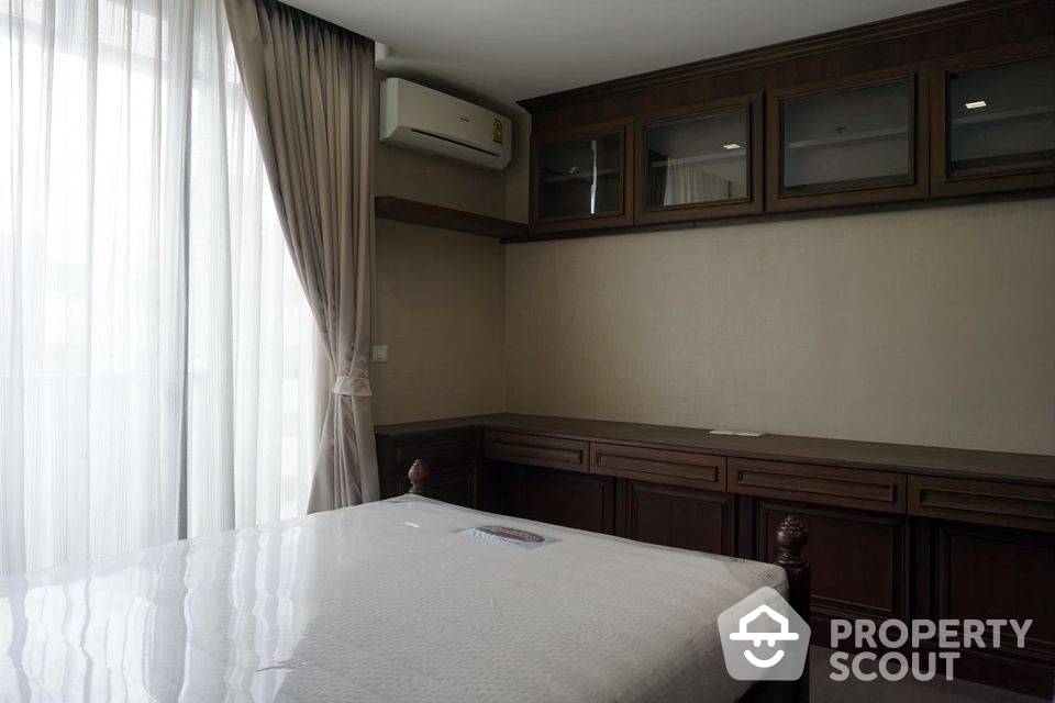 For SaleCondoRama9, Petchburi, RCA : 1-BR Condo at A Space Asoke-Ratchada near MRT Phra Ram 9