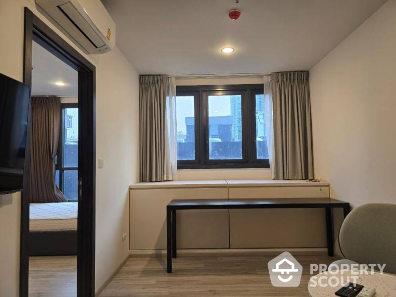 For RentCondoRatchadapisek, Huaikwang, Suttisan : 1-BR Condo at XT Huaikhwang near MRT Huai Khwang
