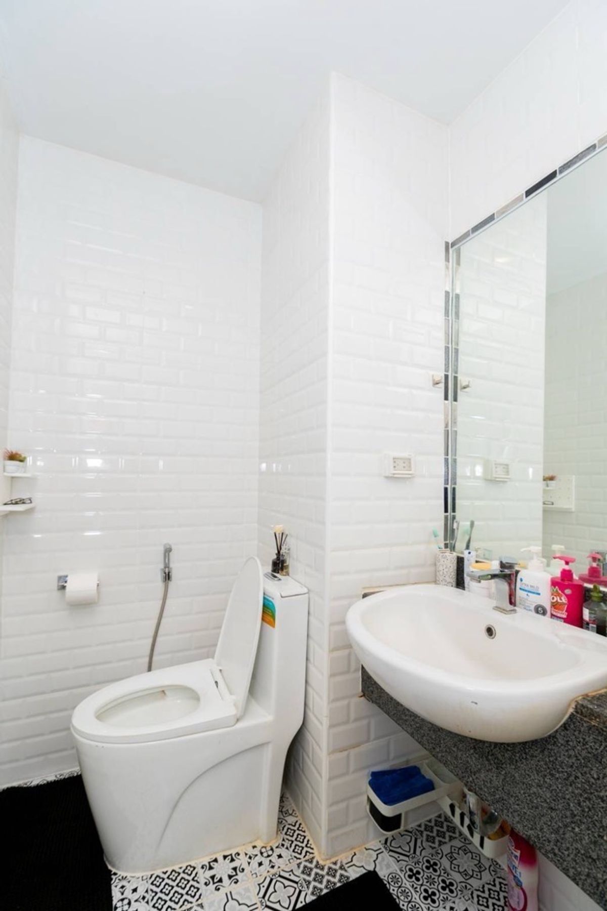 For RentCondoBangna, Bearing, Lasalle : Rent The Parkland Srinakarin Lakeside (The Parkland Srinakarin Lake Side)  🛏️ 1 bedroom 🛁 1 bathroom 🛋️ 1 living room size 36 sqm. Building 2, 17 🌅 City view ✨ Price 9,800 baht ✨  