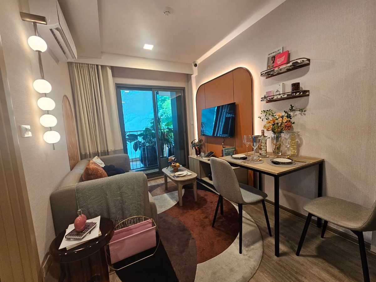 ขายคอนโดรัชดา ห้วยขวาง : Pet-friendly 1 ห้องนอน ใกล้ MRT รัชดา เดินทางสะดวก ทะลุ วิภาวดี 16 081-245-7349