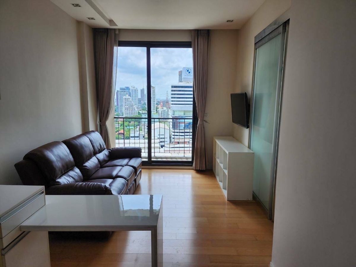 ขายคอนโดลาดพร้าว เซ็นทรัลลาดพร้าว : Equinox for sale 3.95 mb close to Jatujak Park