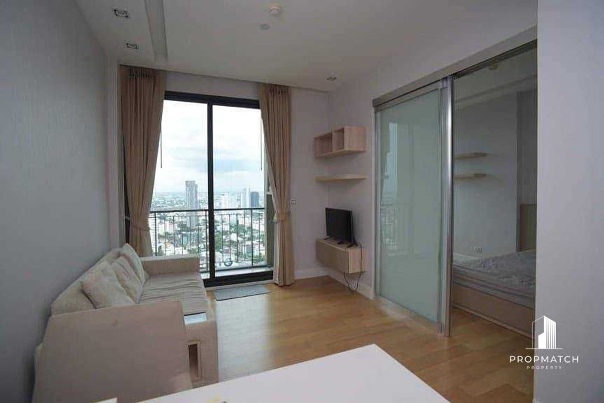 ขายคอนโดลาดพร้าว เซ็นทรัลลาดพร้าว : ขายราคาดีที่สุด!! ในโครงการ Equinox phahon - vibha (1bad1bath 40 ตรม.) เพียง 3.95 ล้านบาท เท่านั้น Tel.0806265693  คุณแบม 
