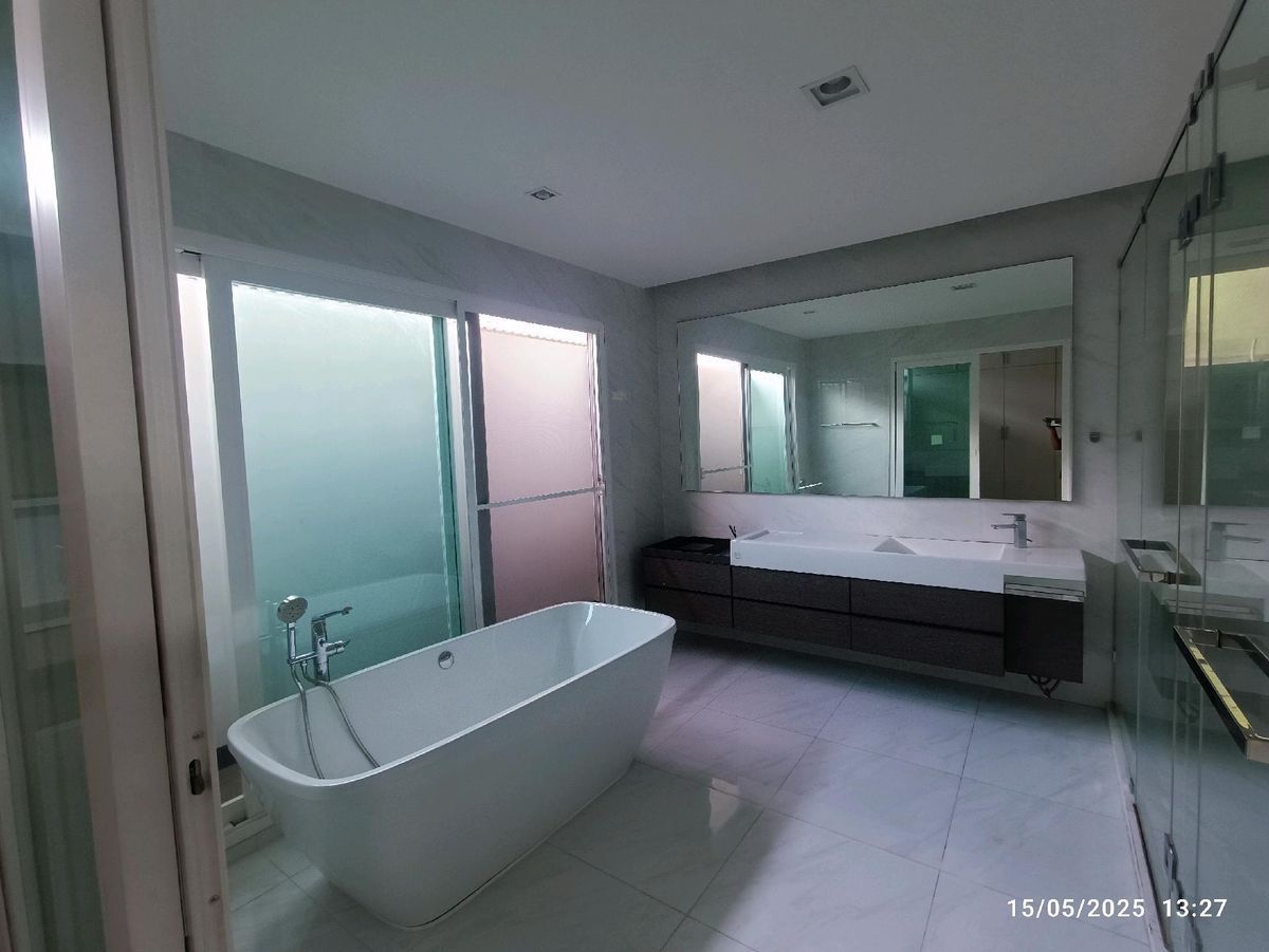 ขายบ้านบางนา แบริ่ง ลาซาล : ✨ ขาย บ้านเดียว Mantana 2 Bangna 4 ห้องนอน พร้อมห้องทำงาน เฟอร์นิเจอร์ครบ พร้อมเข้าอยู่ เดินทางสะดวก ใกล้  ทางด่วนบูรพาวิถี