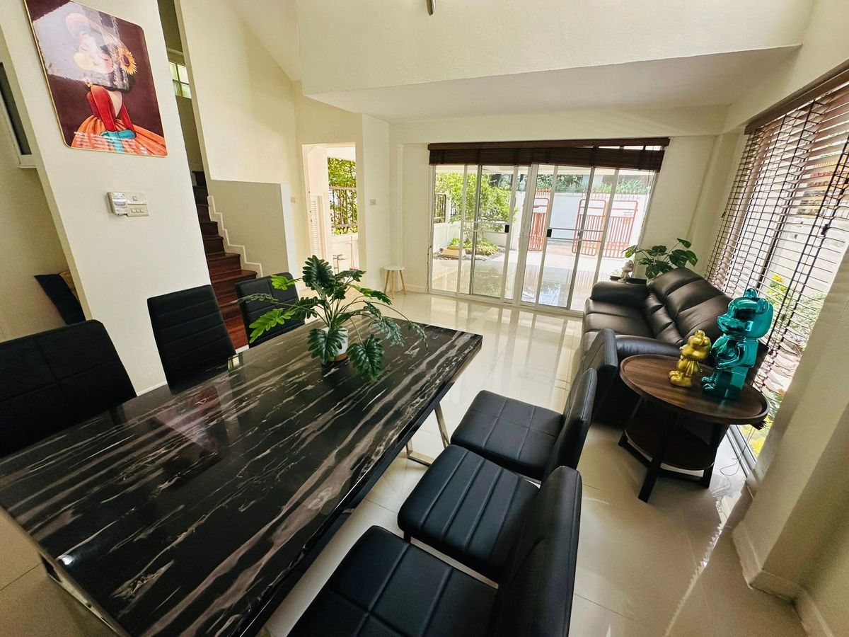 ให้เช่าบ้านสุขุมวิท อโศก ทองหล่อ : FOR RENT SINGLE HOUSE 5 Bedrooms near Emporium , Terminal21Asok SUKHUMVIT31 , BTS PHROMPHONG 