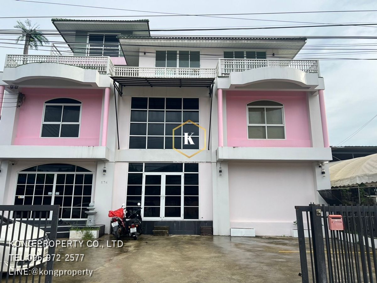 ให้เช่าโกดังลาดกระบัง สุวรรณภูมิ : ให้เช่า โฮมออฟฟิศ บ้านเดี่ยว  4 ชั้น พัฒนาการ ประเวศ กรุงเทพ 