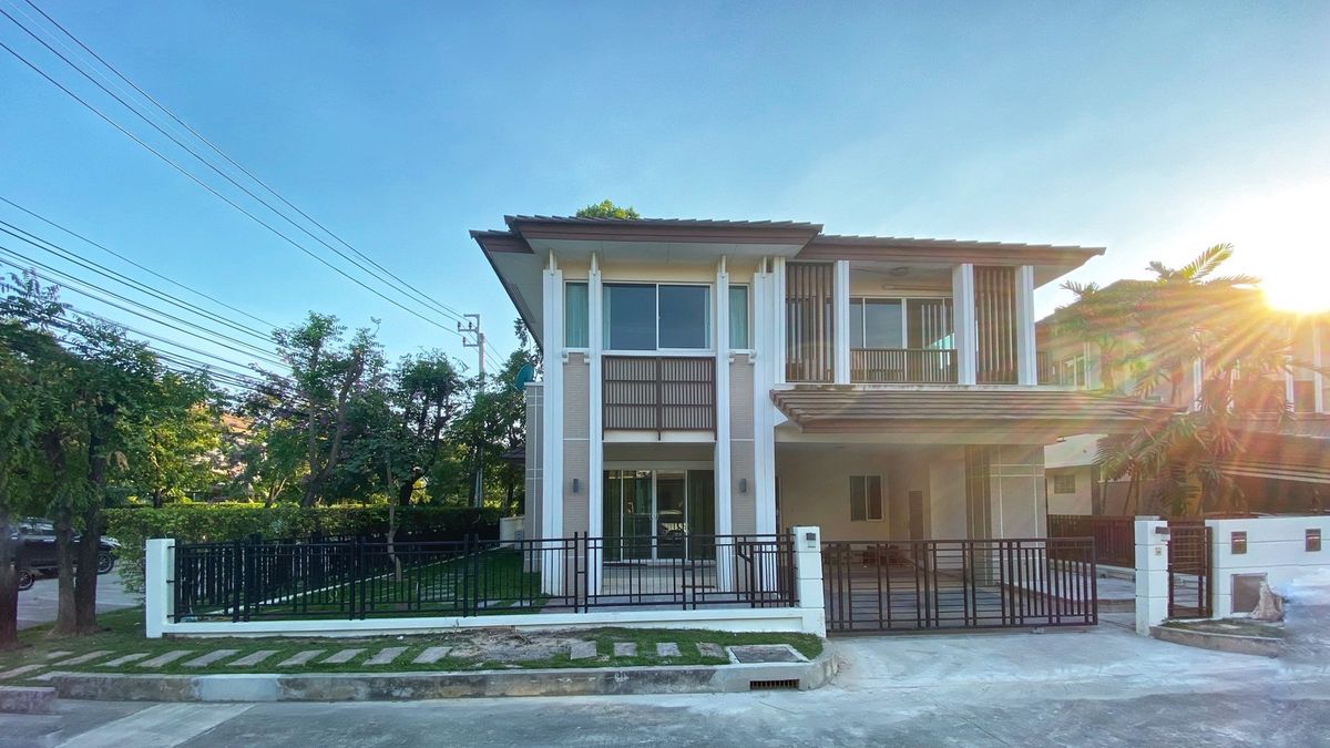 ให้เช่าบ้านลาดกระบัง สุวรรณภูมิ : ให้เช่า The Centro อ่อนนุช วงแหวน แปลงมุม 3 นอน renovated ทั้งหลัง