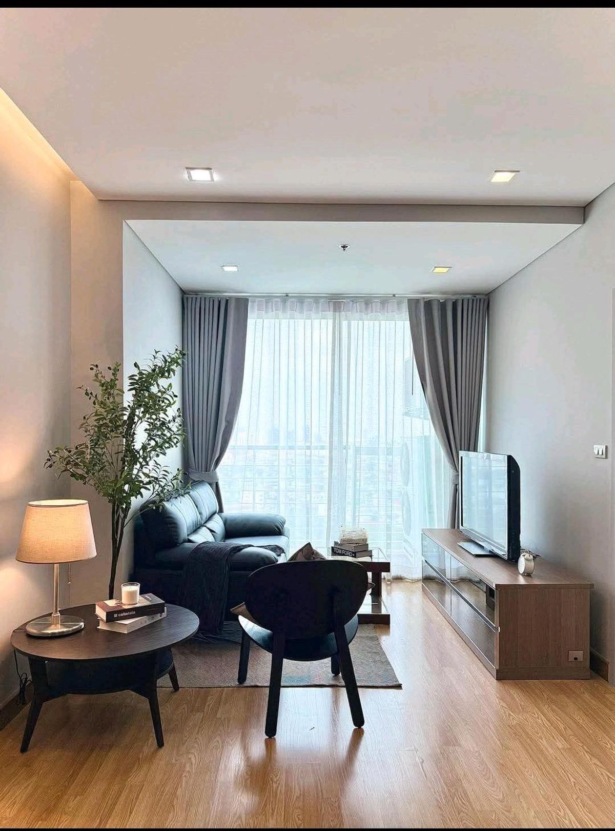 ขายคอนโดอ่อนนุช อุดมสุข : เลอ ลักซ์ คอนโดมิเนียม (Le Luk Condo) 5.3 ล้าน  50 ตรม โอนฟรี 

