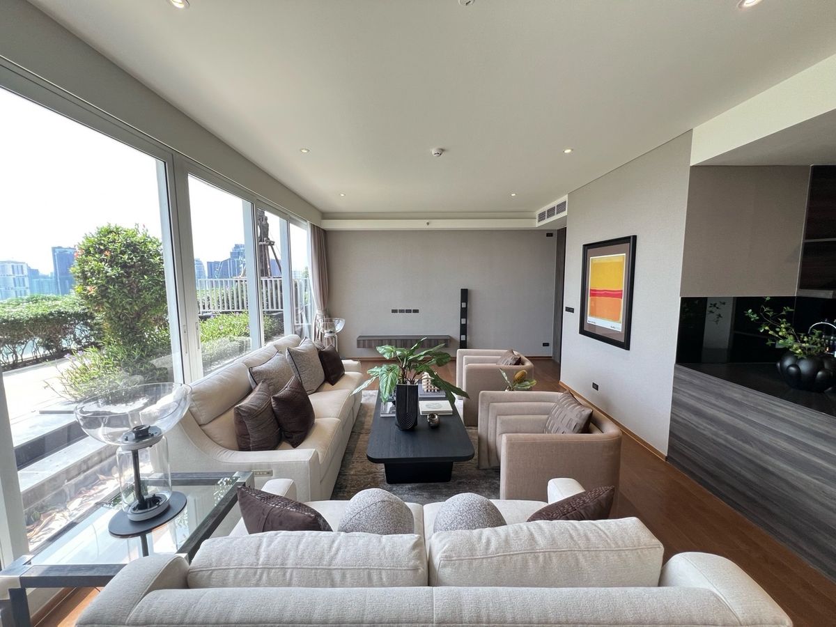 ขายคอนโดสุขุมวิท อโศก ทองหล่อ : ขาย siamese exclusive sk 42  penthouse 4 นอน 4 น้ำ (0956568924 kook)