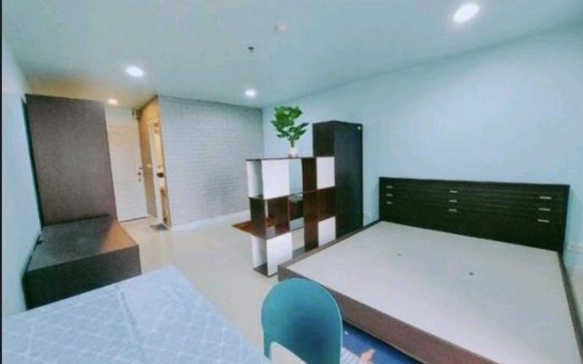 ขายคอนโดบางนา แบริ่ง ลาซาล : ขายด่วนๆ คอนโดรีเจ้นท์โฮม 7/2 เพียง 950000 บาท