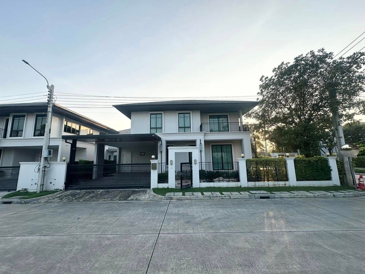 ขายบ้านพัฒนาการ ศรีนครินทร์ : Setthasiri Pattanakarn (เศรษฐสิริ พัฒนาการ)