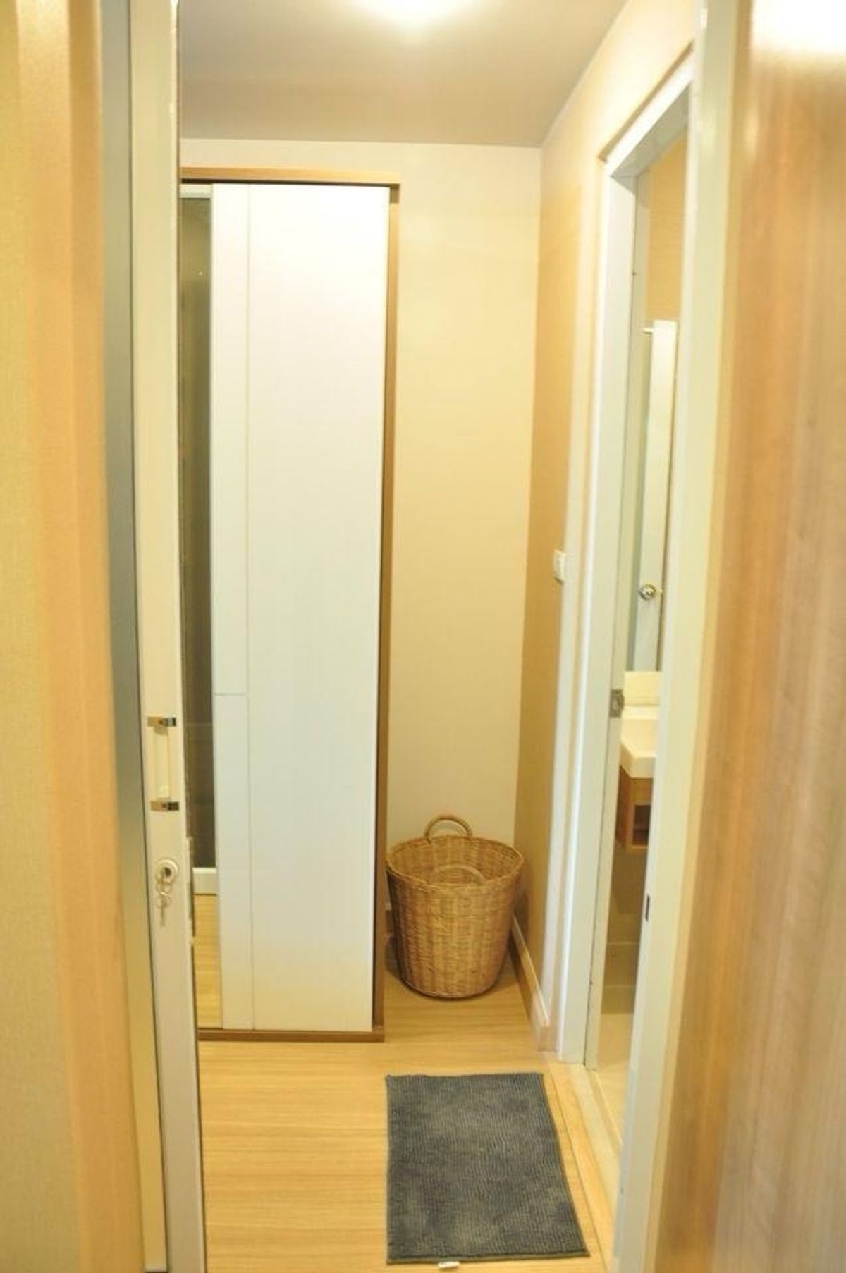 ให้เช่าคอนโดลาดพร้าว101 แฮปปี้แลนด์ : ให้เช่า Happy Condo ลาดพร้าว 101' 
เลี้ยงสัตว์ได้ 🐈🐶 อาคาร S ชั้น 3