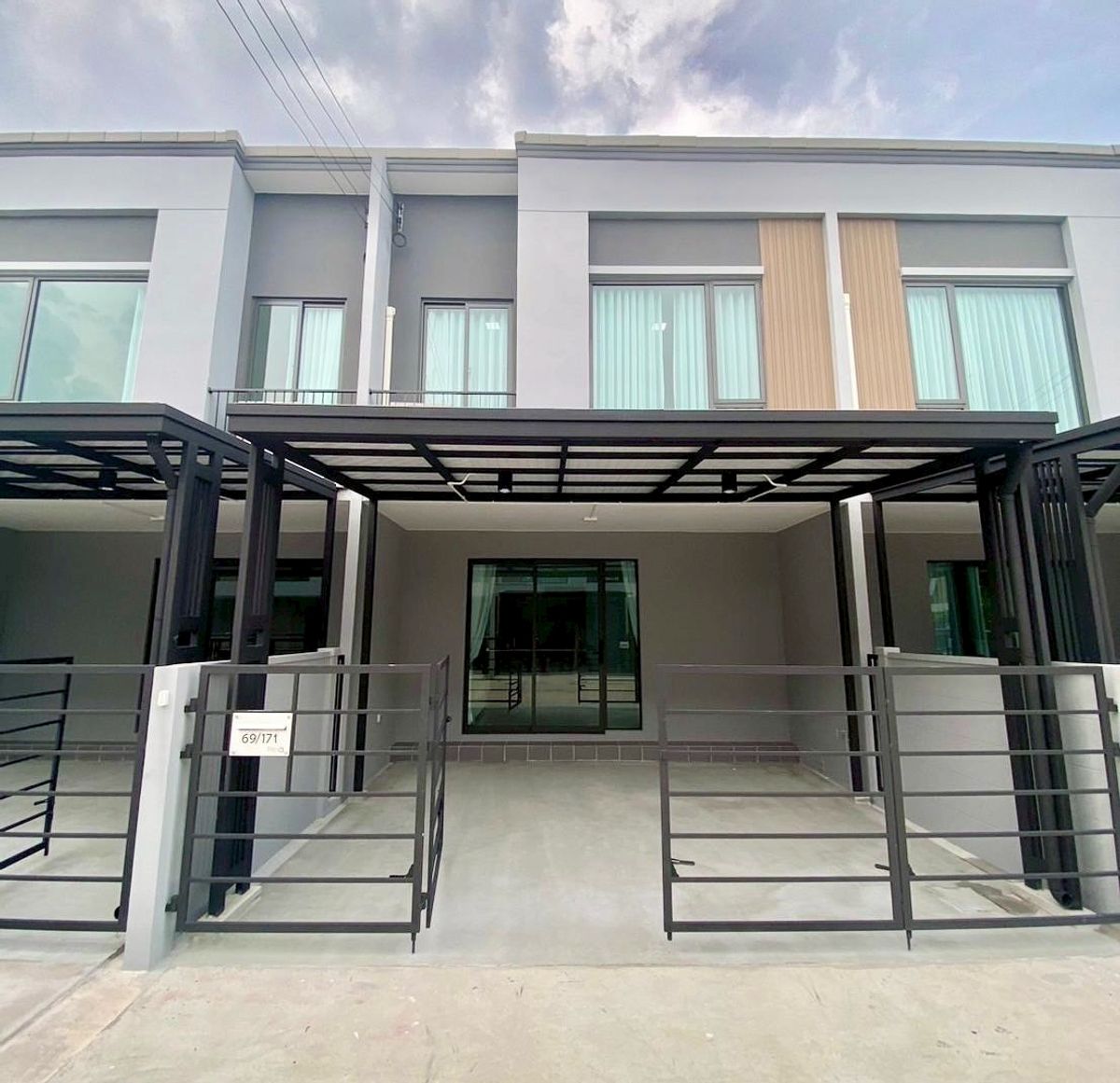 ให้เช่าทาวน์โฮมบางนา แบริ่ง ลาซาล : ME250064 ให้เช่าทาวน์โฮม พลีโน่ สุขุมวิท บางนา 2 ใกล้เมกะบางนา และอิเกีย @mecondo