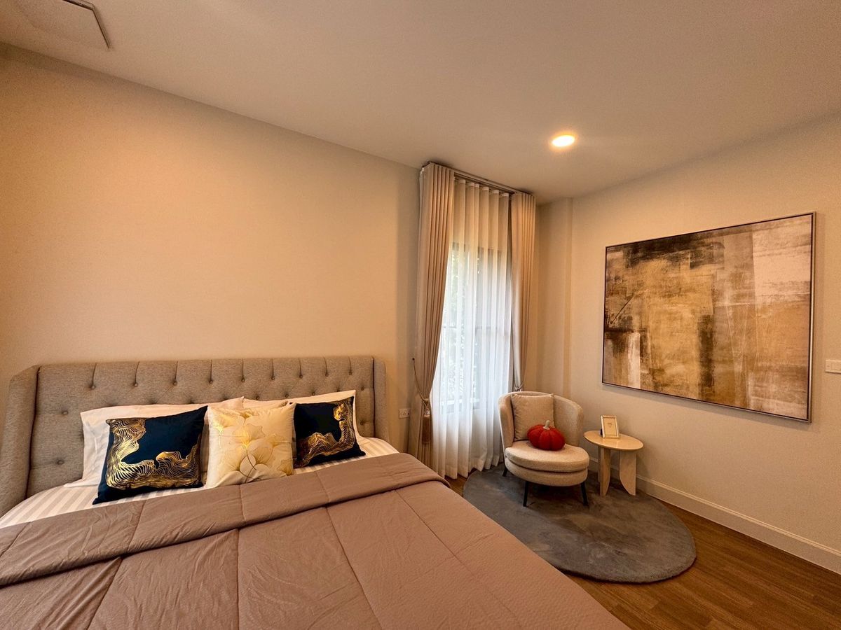 For RentHousePattanakan, Srinakarin : Nantawan new krungthep kreetha for rent 