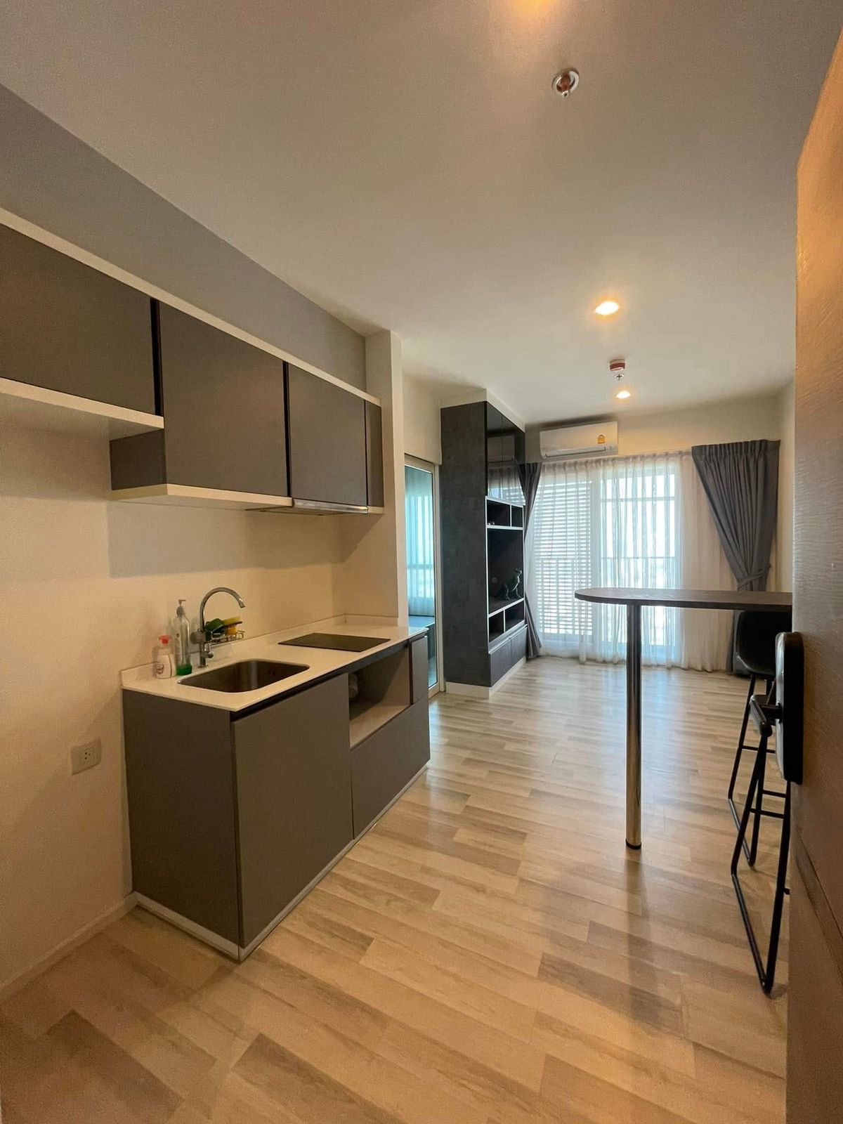 ขายคอนโดสาทร นราธิวาส : The Key Sathorn - Charoenraj / 1 Bedroom (FOR SALE), เดอะ คีย์ สาทร - เจริญราษฎร์ / 1 ห้องนอน (ขาย) MHOW523