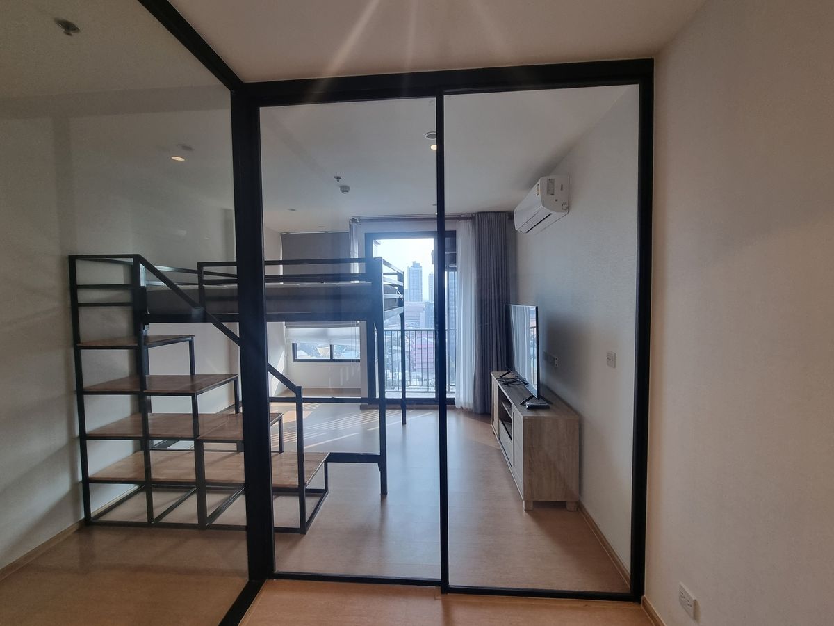 ให้เช่าคอนโดสุขุมวิท อโศก ทองหล่อ : 🌺⭐FOR RENT>> Maru Ekkamai 2 📢ชั้น 18  ขนาด 30 ตรม. Pet friendly 🐶😺ใกล้ BTS เอกมัย 500 เมตร พร้อมเครื่องใช้ไฟฟ้าครบ #LV-MO1939