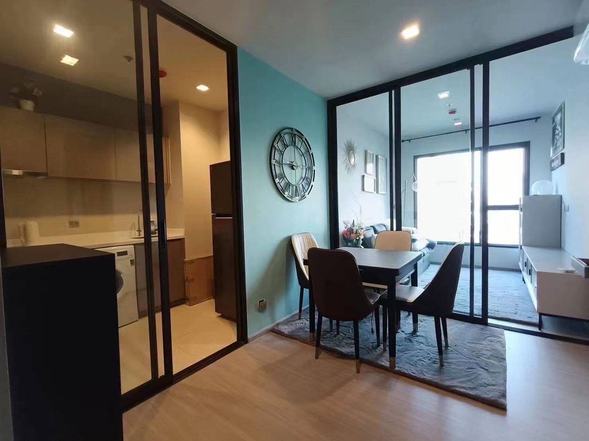 For RentCondoRama9, Petchburi, RCA : Life Asoke Rama9 condo for rent, complete condo, ready to approach MRT Rama 9, convenient to travel !!