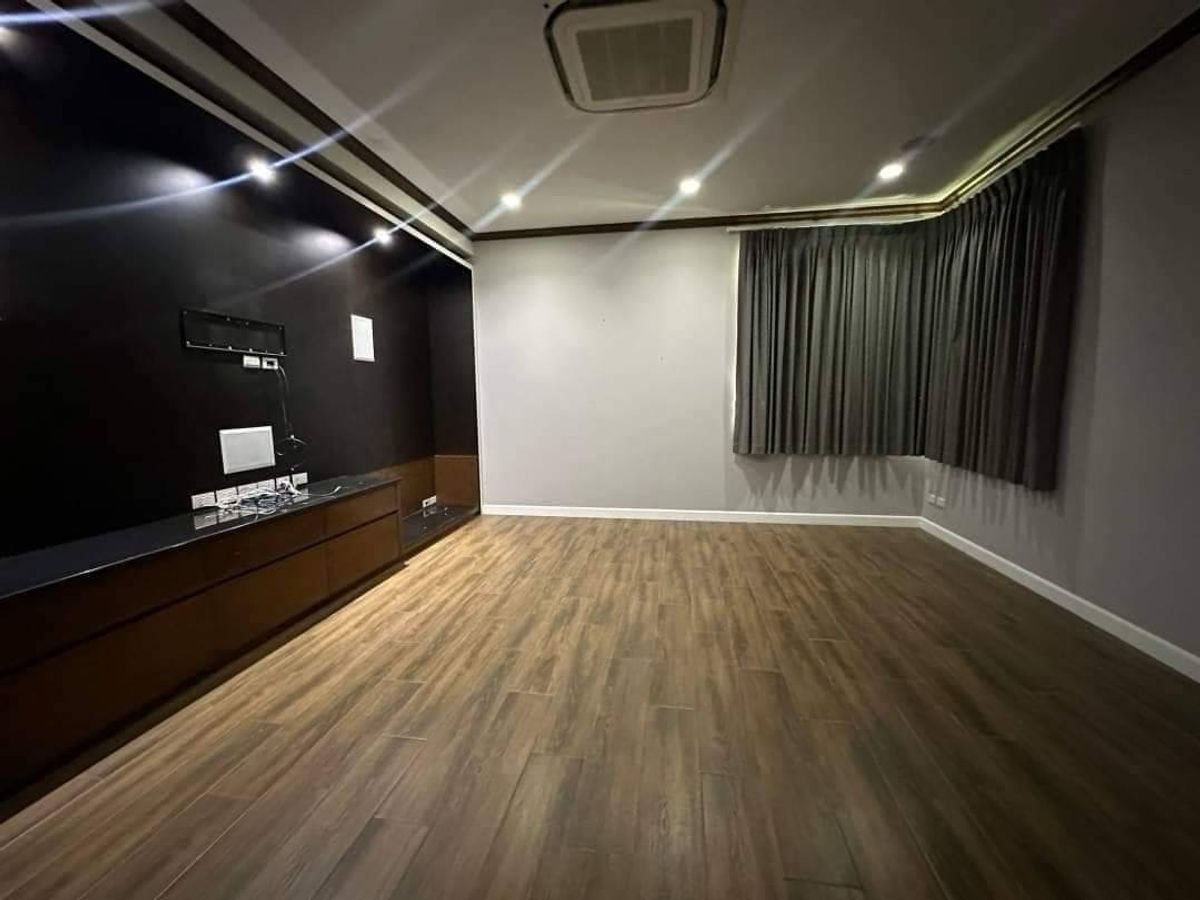 ขายบ้านเชียงใหม่ : 📢👇 บ้านเดี่ยว พื้นที่ใหญ่ ใกล้เมือง พร้อมสระว่ายน้ำระบบเกลือ