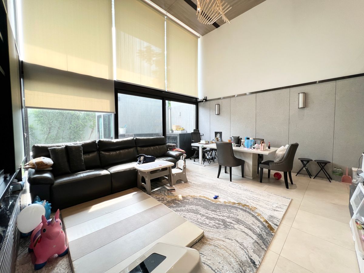 ขายทาวน์โฮมมีนบุรี-ร่มเกล้า : ขายทาวน์โฮมหรู เทพา รามคำแหง 118 (Dhepa Ramkhamhaeng 118) 3 นอน 3 น้ำ ใกล้โรงเรียนนานาชาติ  Ascot