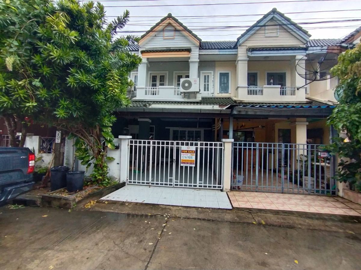 ขายทาวน์โฮมมีนบุรี-ร่มเกล้า : ขายด่วนทาวน์เฮาส์ รีโนเวทใหม่พร้อมอยู่โครงการบ้านกฤษณา ร่มเกล้าทำเลศักยภาพใหม่ใกล้สนานบินสุวรรณภูมิใกล้แหล่งอำนวยความสะดวก