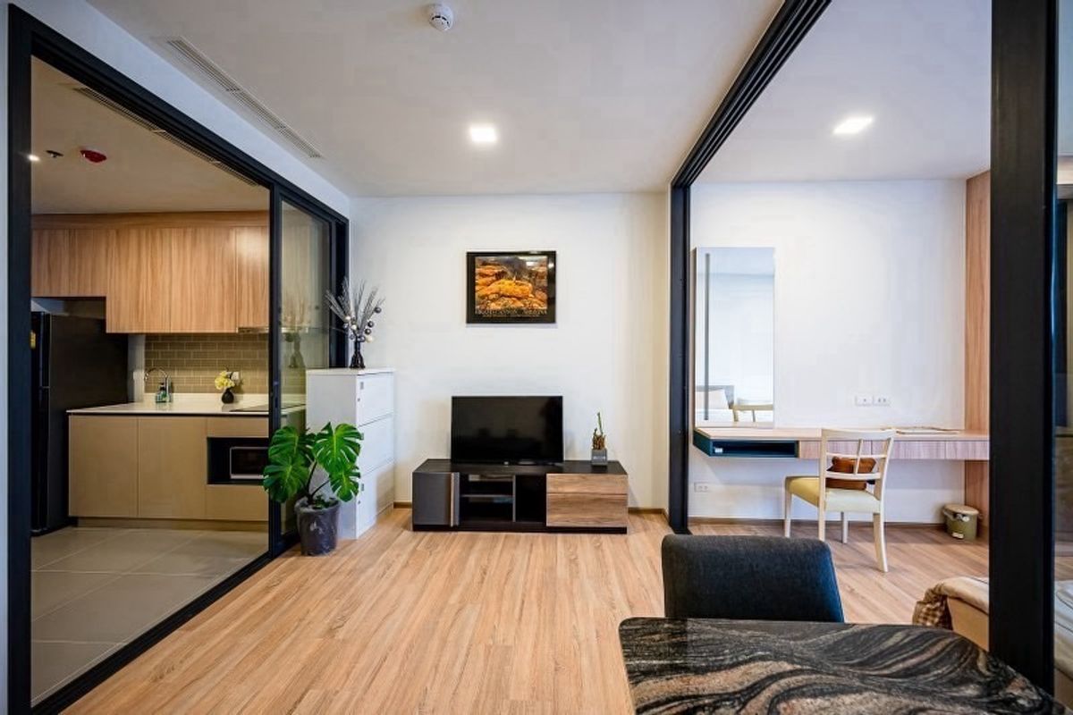 ให้เช่าคอนโดราชเทวี พญาไท : ว่างพร้อมอยู่ XT Phayathai 42sqm 1Bedroom ชั้นไม่สูง