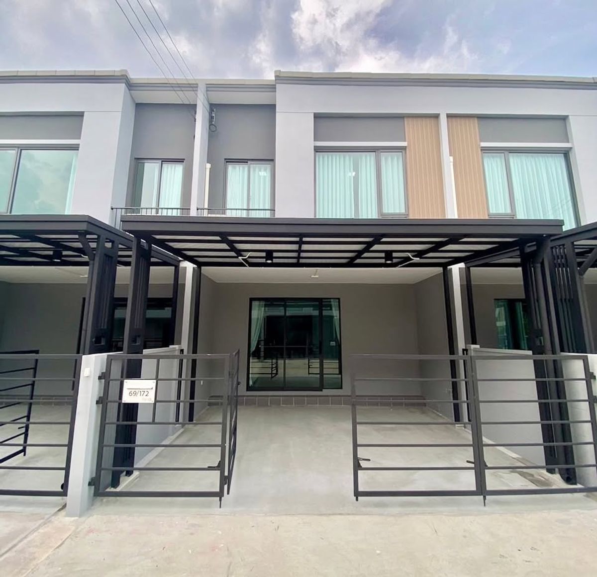 For RentTownhomeBangna, Bearing, Lasalle : 📢🏡townhome for RENT & GT; & GT; PLENO Sukhumvit - Bangna 2 🌟 Good location, only 800 meters, near Mega and IKEA. Convenient to access in many directions 17.5 sq.w., 106 sq.m., #LV -MO1948