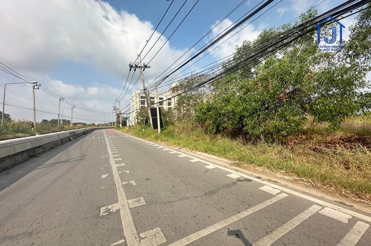 ขายที่ดินสมุทรปราการ สำโรง : ขายที่ดิน 3 ไร่  ถนนบางนา-ตราด กม.26 ซอยเอแบค ใกล้ทางด่วนบูรพาวิถี มหาวิทยาลัย ABAC บางนา