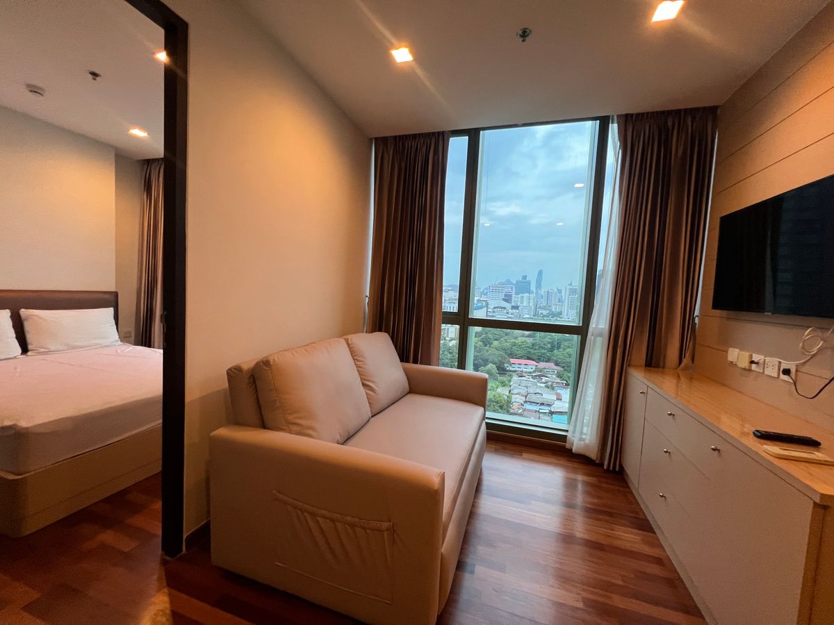 For RentCondoRatchathewi,Phayathai : For Rent Wish Signature 1 Bed Super Deal ⭐️💫🌈