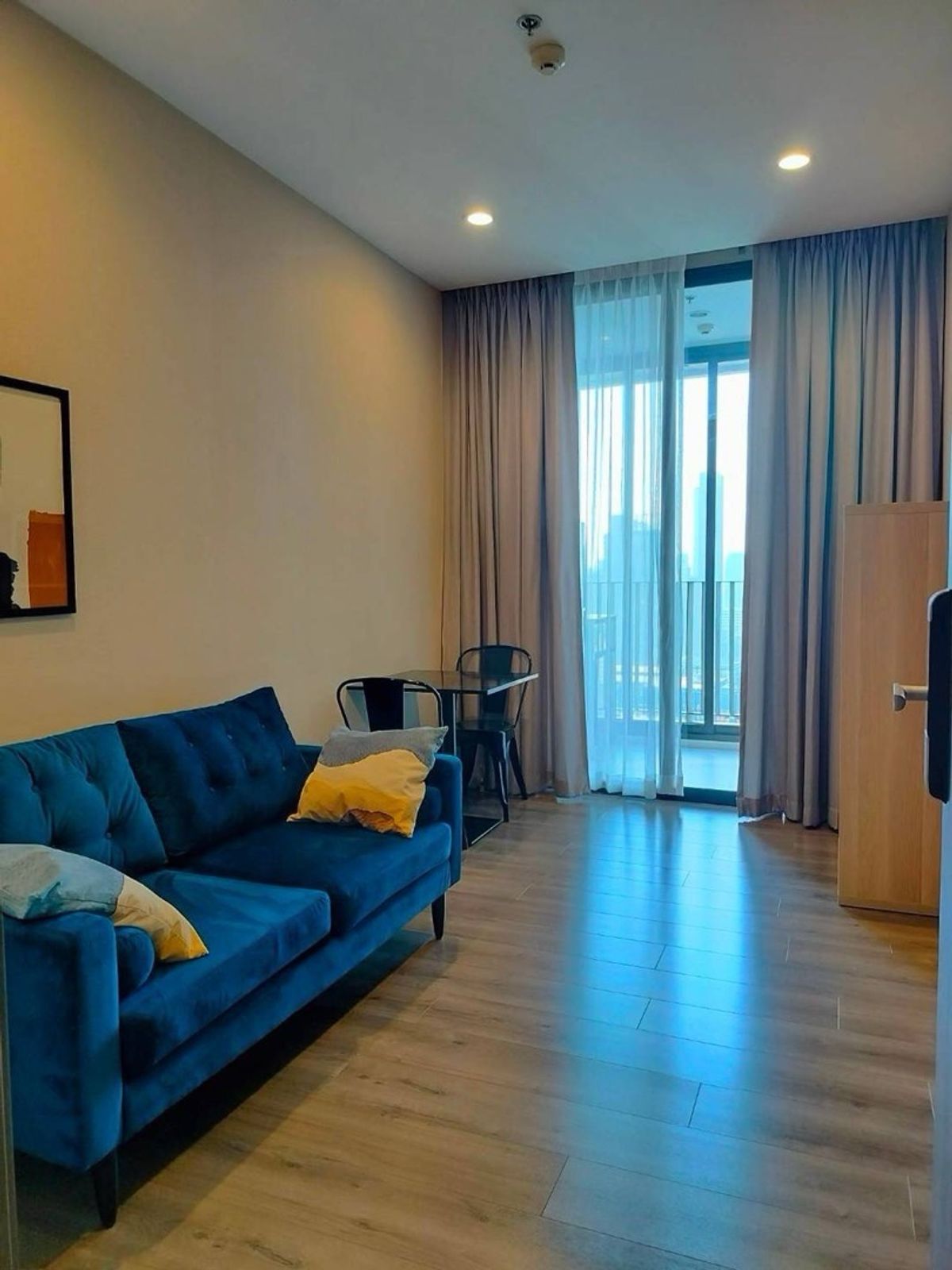 ให้เช่าคอนโดอ่อนนุช อุดมสุข : for Rent : Whizdom Essence 1bed1bath please call : 095-3905490