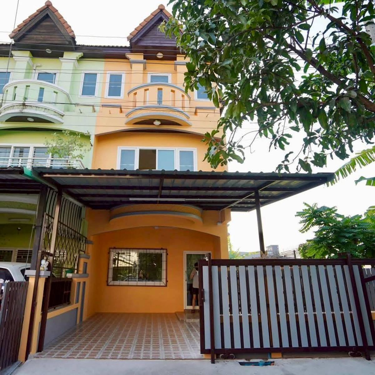 ให้เช่าทาวน์โฮมบางแค เพชรเกษม : ให้เช่าทาวน์โฮมหมู่บ้านพงษ์ศิริชัย 4 หลังมุม