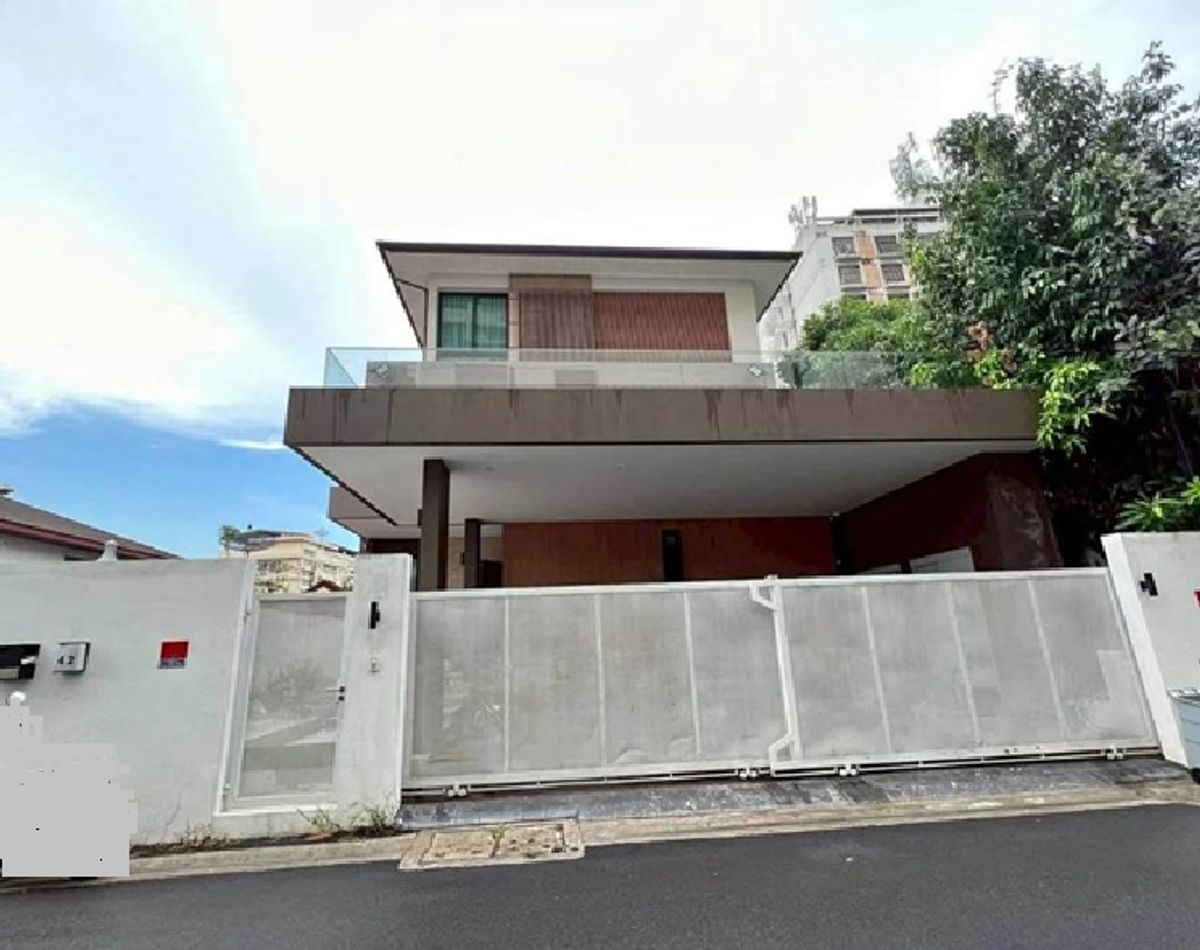 ให้เช่าบ้านรัชดา ห้วยขวาง : For Rent ให้เช่าบ้านเดี่ยว 3 ชั้น หลังใหญ่ / มีสระว่ายน้ำส่วนตัว / ซอยอินทามระ เข้าซอยไม่ลึก / พื้นที่ใช้สอย 625 ตารางเมตร / ใกล้ BTS สะพานควาย / แอร์ทั้งหลัง / เฟอร์นิเจอร์ครบ / อยู่อาศัย ไม่อนุญาตสัตว์เลี้ยง / Chinese Welcome