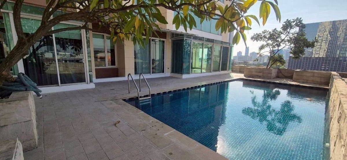 For RentCondoSathorn, Narathiwat : The Empire Place Sathorn for Rent
