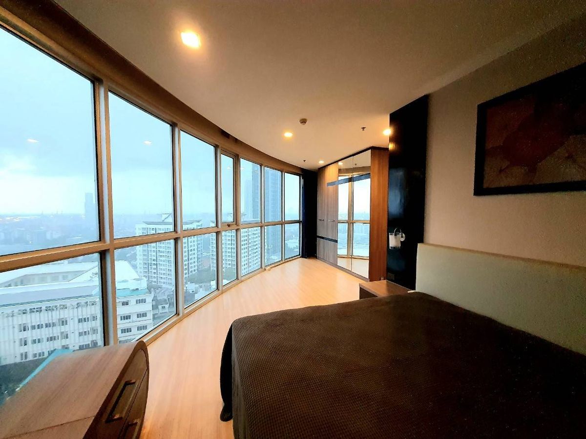 ให้เช่าคอนโดอ่อนนุช อุดมสุข : Newly Renovated |  Sky Walk Residences | Spacious Unblocked Unit | 54 Sqm | 21FL