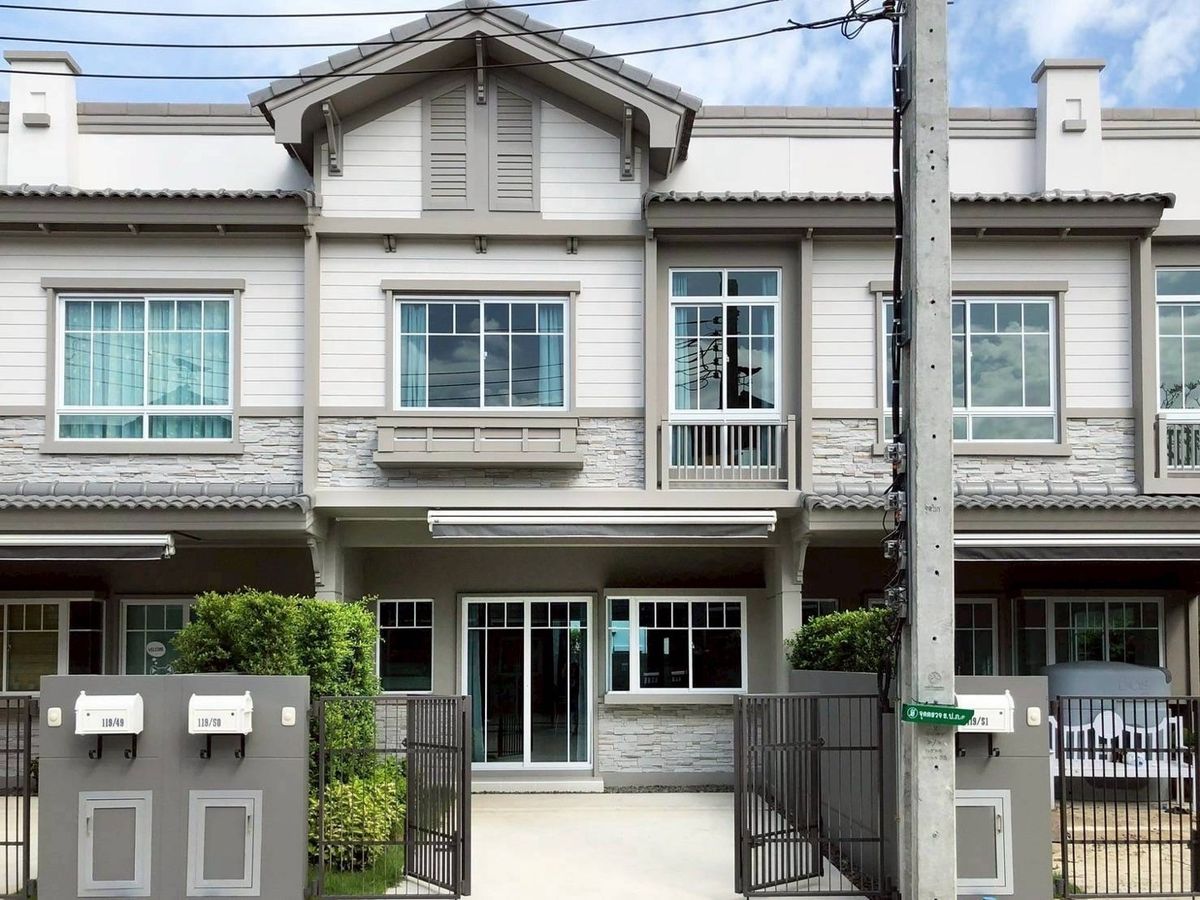 ให้เช่าทาวน์โฮมสมุทรปราการ สำโรง : ให้เช่าทาวน์โฮมอินดี้ 3 บางนา กม.7 ใกล้สุวรรณภูมิ ✈️🎊💸連棟別墅出租，Indy 3，Bangna Km.7，靠近素萬那普。