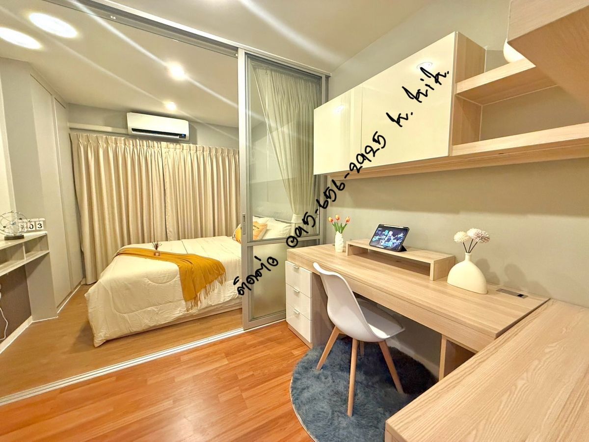 ขายคอนโดลาดกระบัง สุวรรณภูมิ : ขาย !!** วี คอนโด ลาดกระบัง ห้องแต่งครบ สวยมากกกก บิ้วอินทั้งห้อง  ห้องพร้อมหิ้วกระเป๋าเข้าอยู่ค้า จะซื้อลงทุนหรือปล่อยเช่าก็คุ้มมาก อยู่หน้านิคมฯลาดกระบัง ขนาด 22.92 ตรม. อยู่ใกล้เทคโนฯเจ้าคุณทหารลาดกระบัง 
