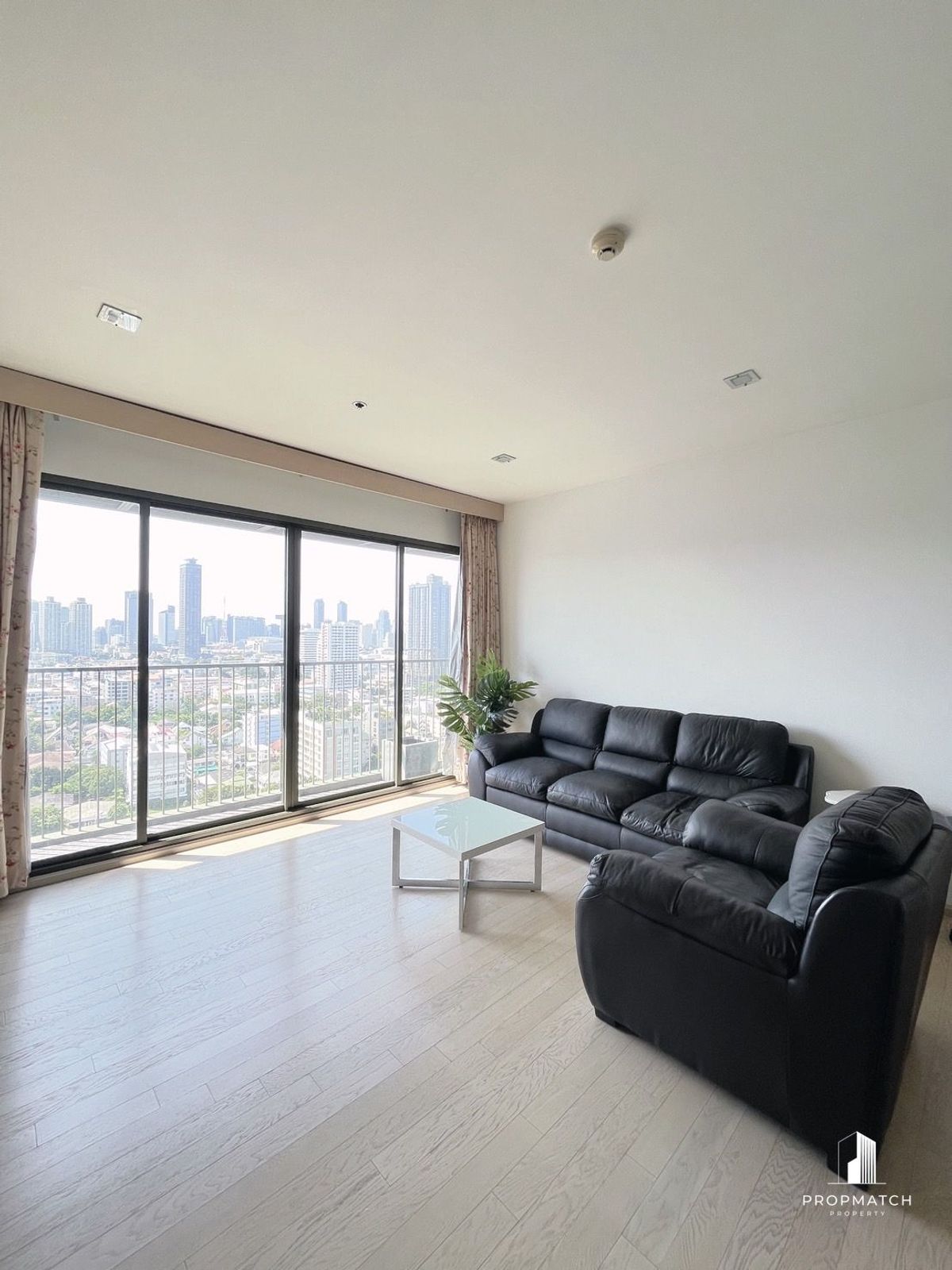 ขายคอนโดสุขุมวิท อโศก ทองหล่อ : ✨Flash Deal ✨Noble Solo Thonglor(2Bed2Bath120SQM.) พร้อมอยู่ ! เพียง  15,900,000 บาท Tel.0981315848 @propmatch