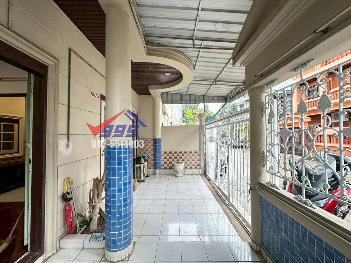 TownhomeRama3 (Riverside),Satupadit : For sale/rent, 3-storey townhouse, 5 bedrooms, Taweewattana Villa Village