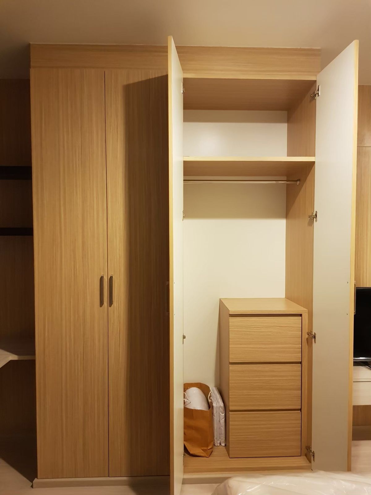 For SaleCondoRatchathewi,Phayathai : Rhythm Rangnam【𝐒𝐄𝐋𝐋 & 𝐑𝐄𝐍𝐓】🔥 Minimal style, near BTS Victory Monument, clean, simple, but complete with all functions 🔥 Contact Line ID: @hacondo