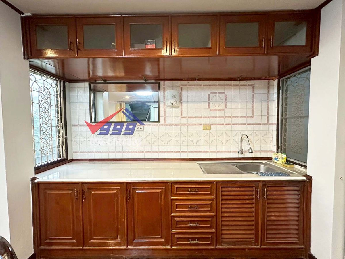 TownhomeRama3 (Riverside),Satupadit : For sale/rent, 3-storey townhouse, 5 bedrooms, Taweewattana Villa Village