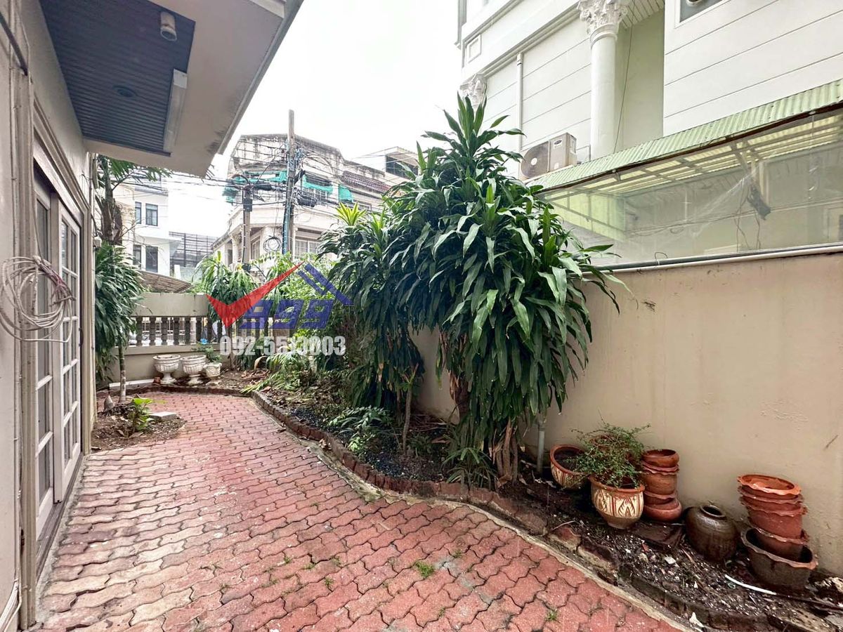 TownhomeRama3 (Riverside),Satupadit : For sale/rent, 3-storey townhouse, 5 bedrooms, Taweewattana Villa Village