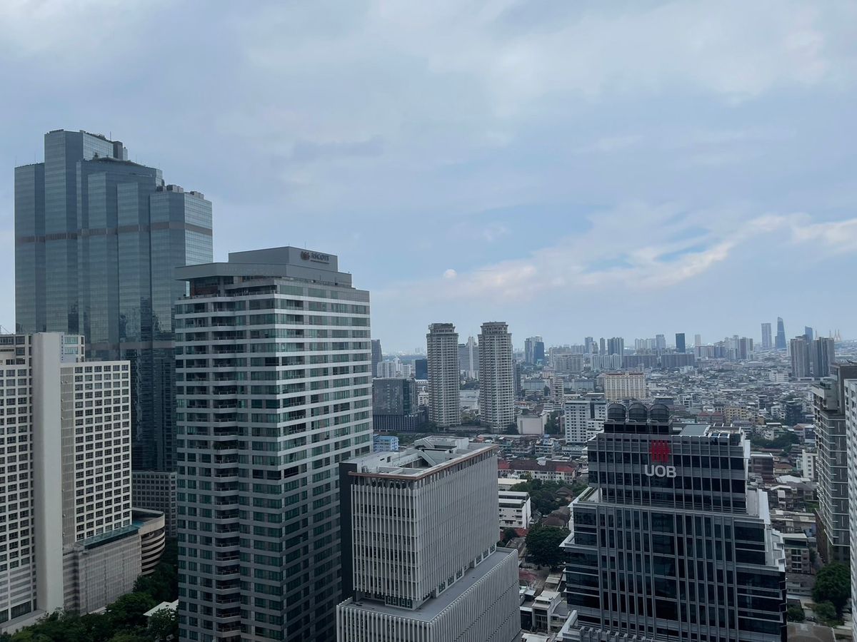ให้เช่าคอนโดสีลม ศาลาแดง บางรัก : Rent Silom Suite Condo (Sathorn 12)