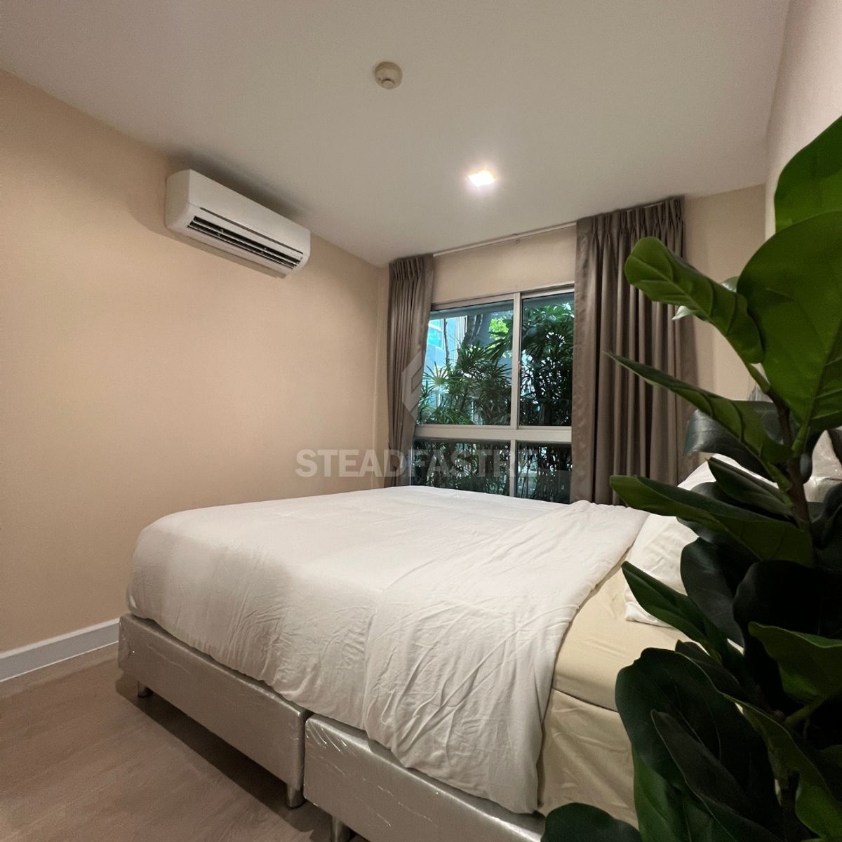 For RentCondoSapankwai,Jatujak : Condo for rent Metroluxe Phahonyothin-Sutthisan, near BTS, Saphan Khwai and MRT Sutthisan 🏙️✨