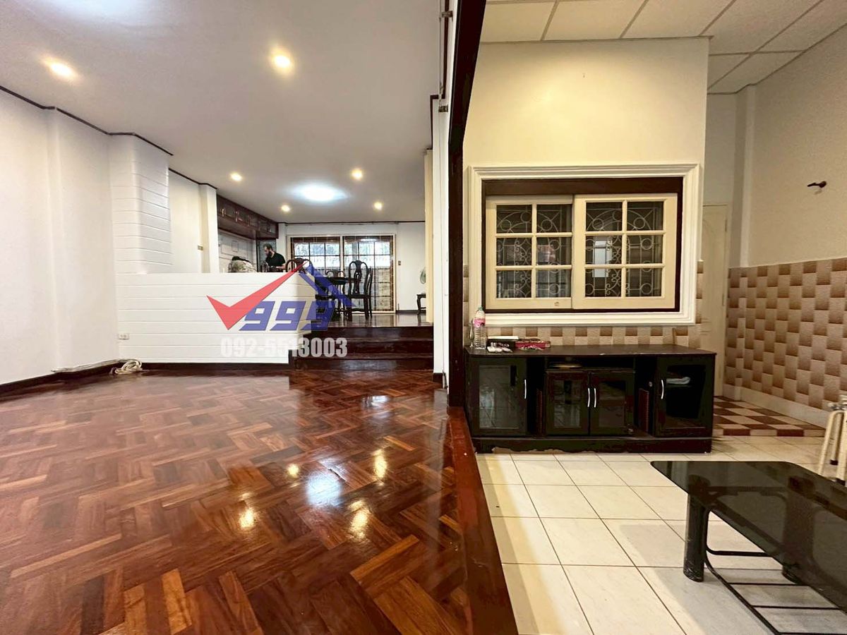 TownhomeRama3 (Riverside),Satupadit : For sale/rent, 3-storey townhouse, 5 bedrooms, Taweewattana Villa Village