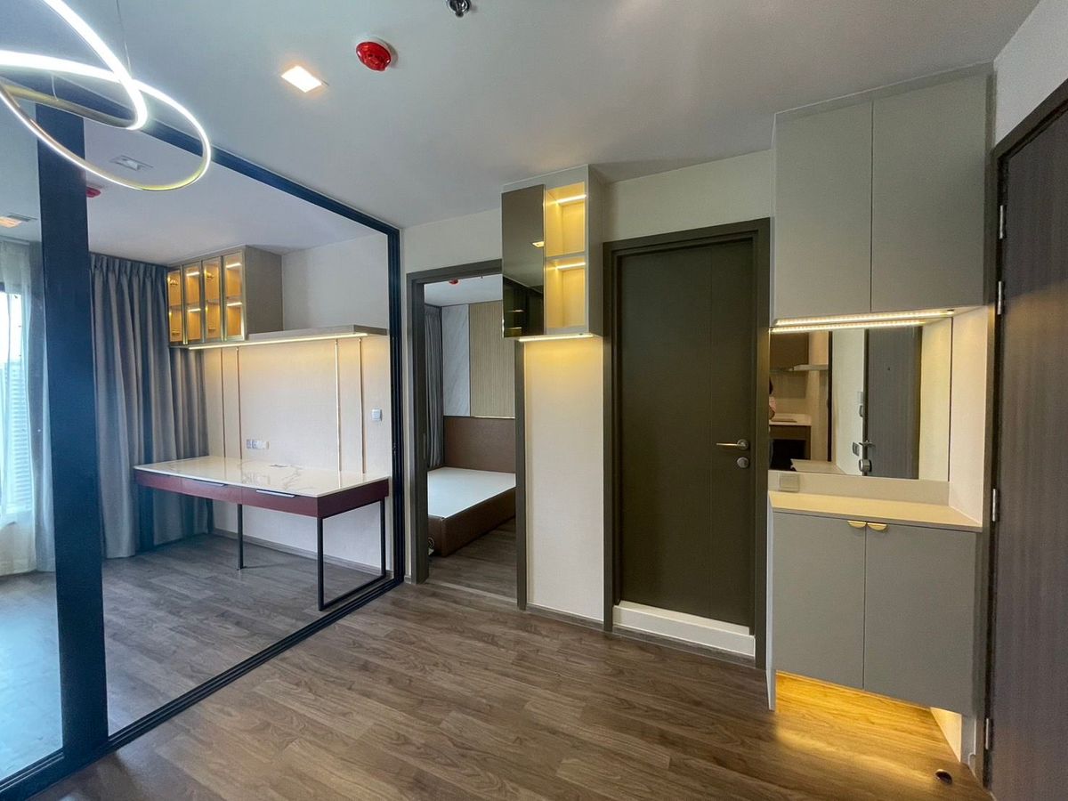 คอนโดลาดพร้าว เซ็นทรัลลาดพร้าว : ปล่อยเช่า และขาย ห้องแปลนสวย วิวดี ตกแต่งสวยงาม