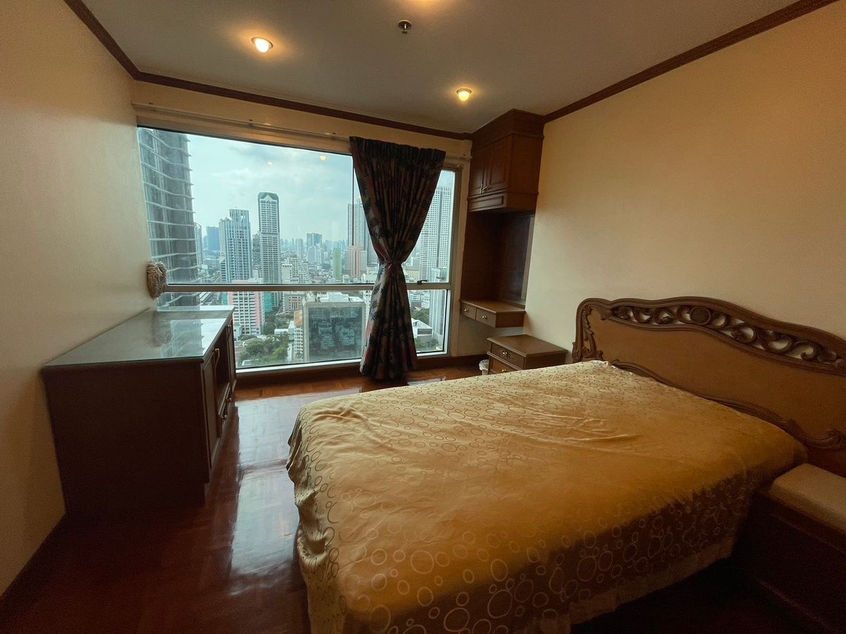 ให้เช่าคอนโดสีลม ศาลาแดง บางรัก : Rent Silom Suite Condo (Sathorn 12)