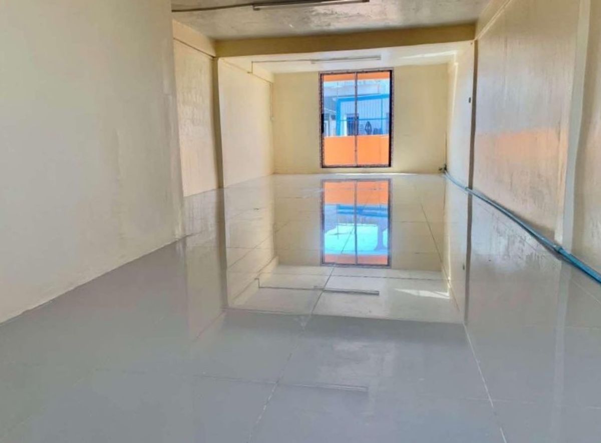 For SaleShop HouseRathburana, Suksawat : Commercial building for sale 4.5 floors 17 square wah   Suksawat Road 37/6 Bang Phueng Subdistrict, Phra Pradaeng District, Samut Prakan