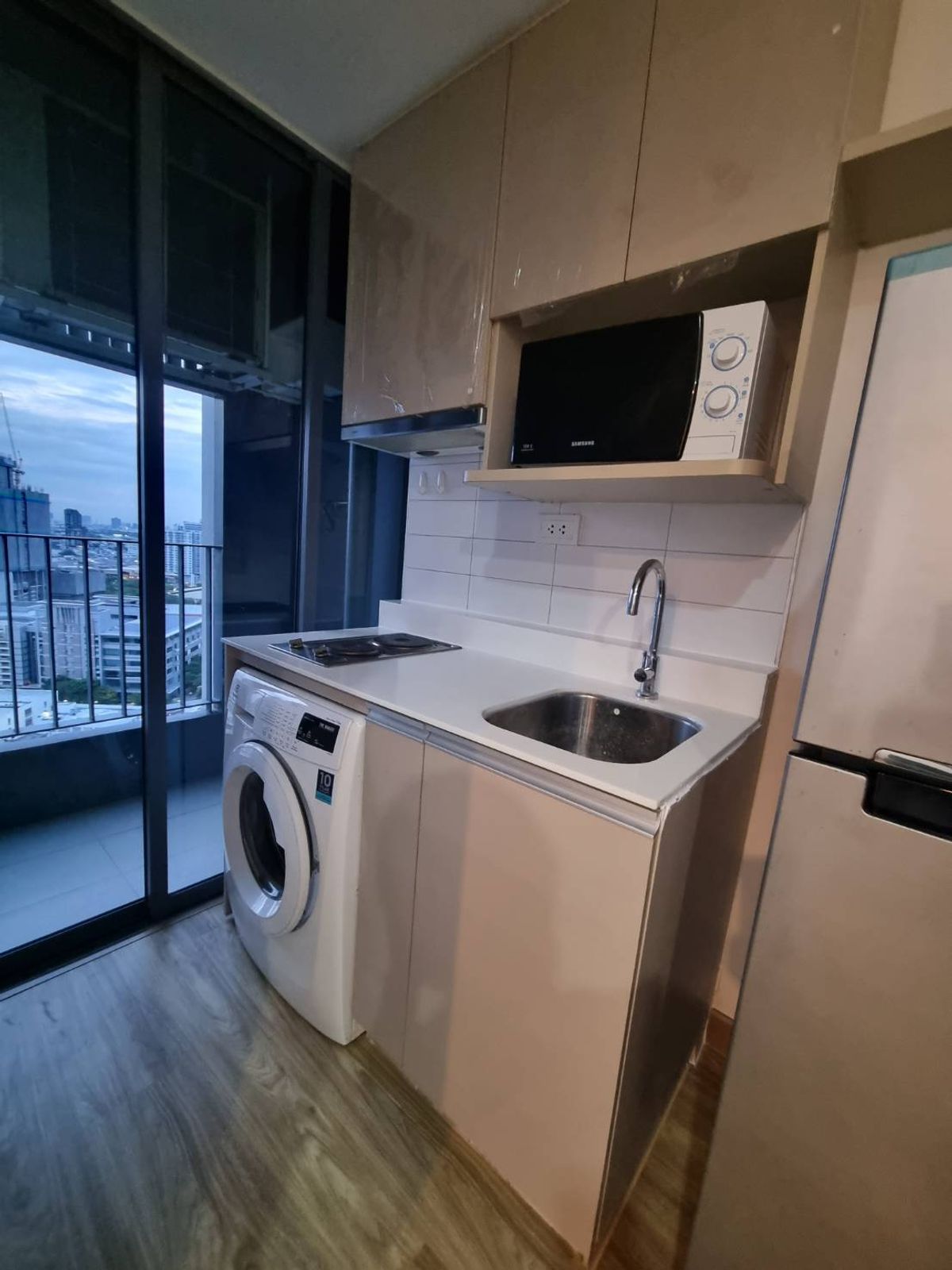 For RentCondoSiam Paragon ,Chulalongkorn,Samyan : Rent a condo IDEO Q Chula-samyan 1BED, a new room 22,000 matches. See the real room.